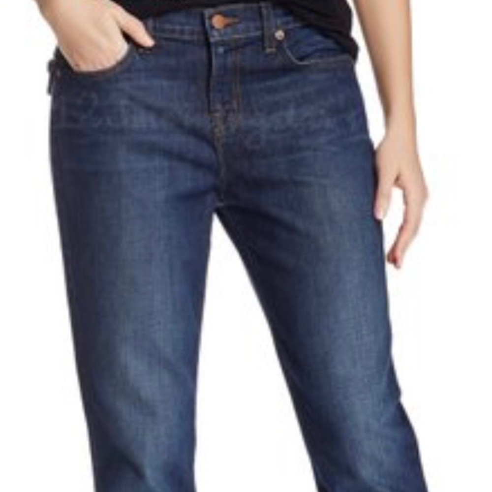 Dark boyfriend jeans